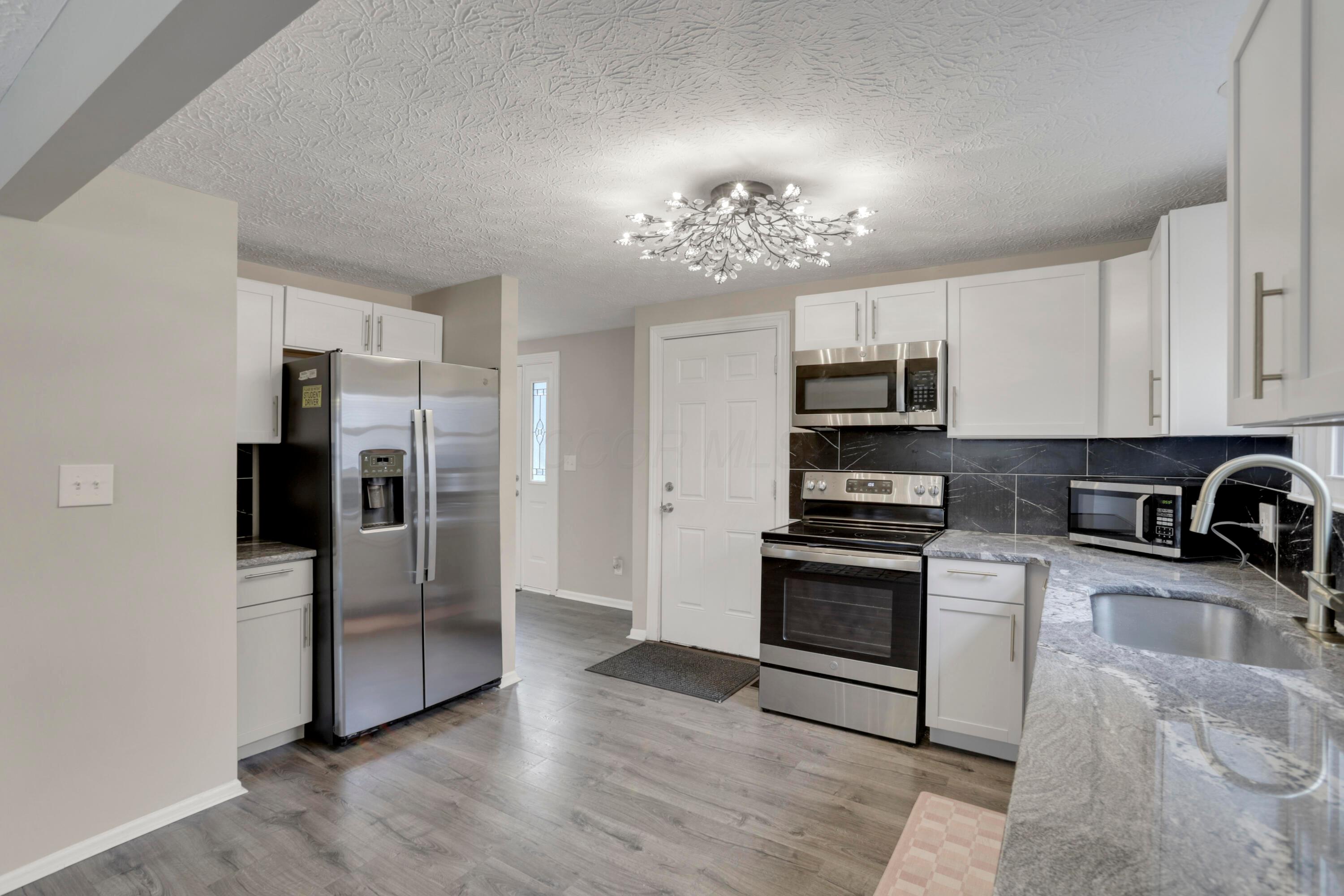910 Ruskin Drive, Reynoldsburg, Ohio image 11