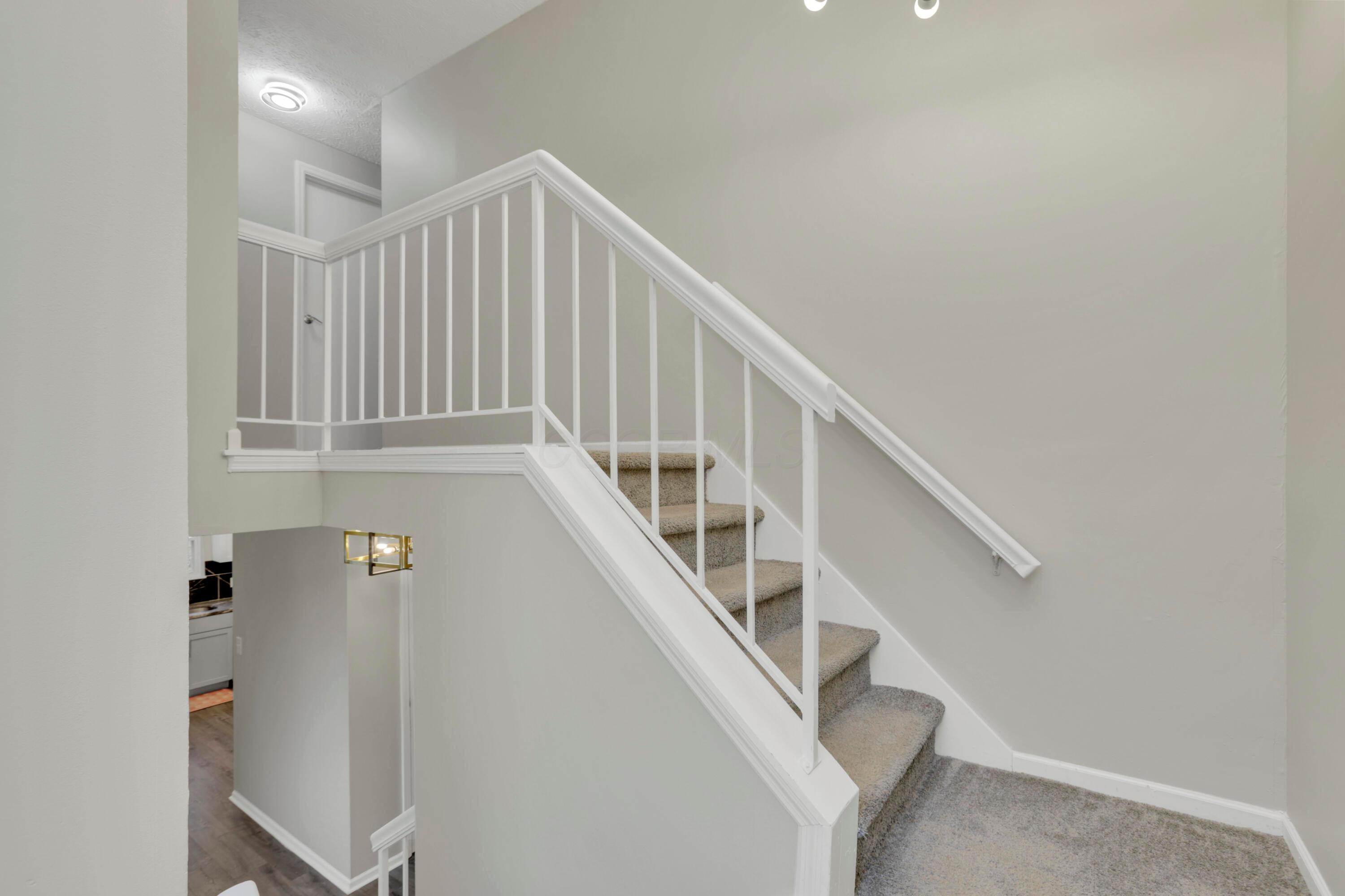 910 Ruskin Drive, Reynoldsburg, Ohio image 27