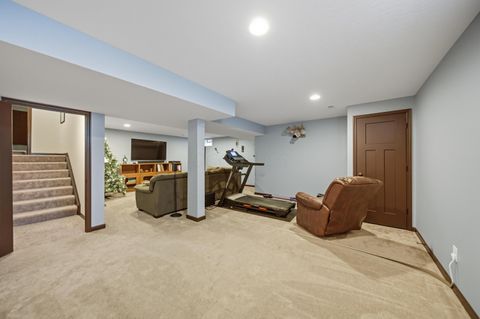 Tiny photo for 223 Park Ridge Lane, Newark, OH 43055 (MLS # 226000906)