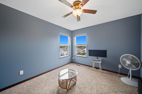 Tiny photo for 223 Park Ridge Lane, Newark, OH 43055 (MLS # 226000906)