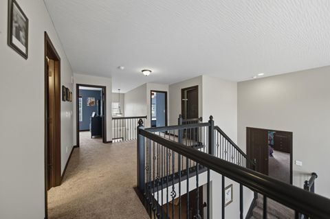 Tiny photo for 223 Park Ridge Lane, Newark, OH 43055 (MLS # 226000906)