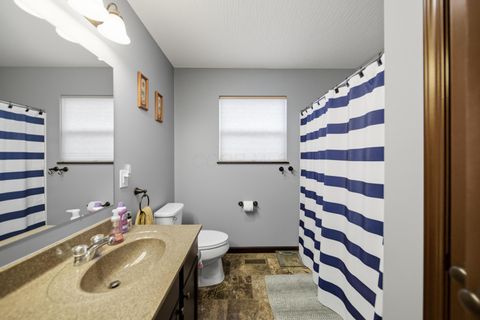 Tiny photo for 223 Park Ridge Lane, Newark, OH 43055 (MLS # 226000906)