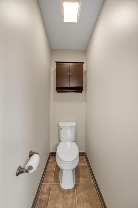 Tiny photo for 223 Park Ridge Lane, Newark, OH 43055 (MLS # 226000906)