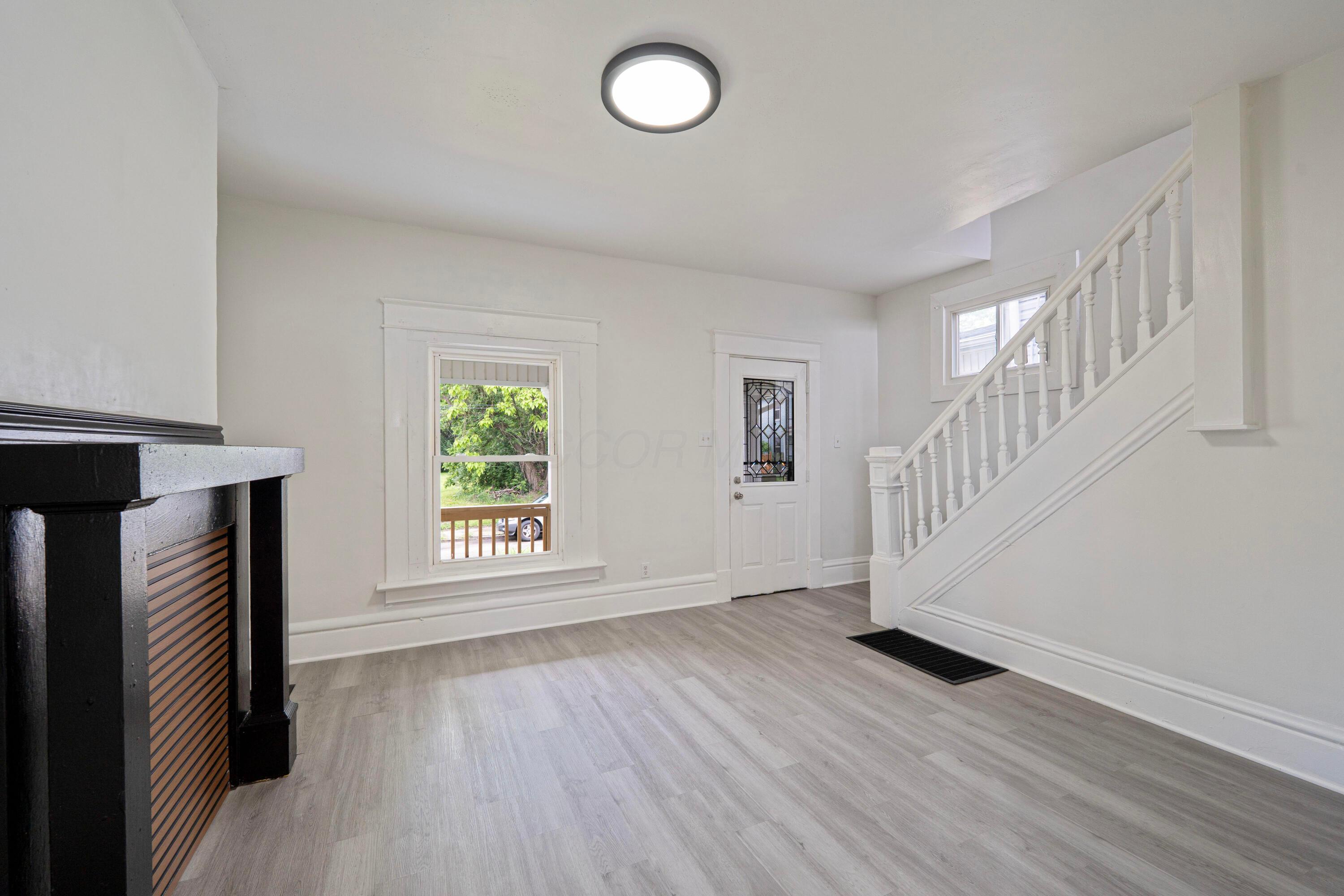 452 N Ohio Avenue, Columbus, Ohio image 3