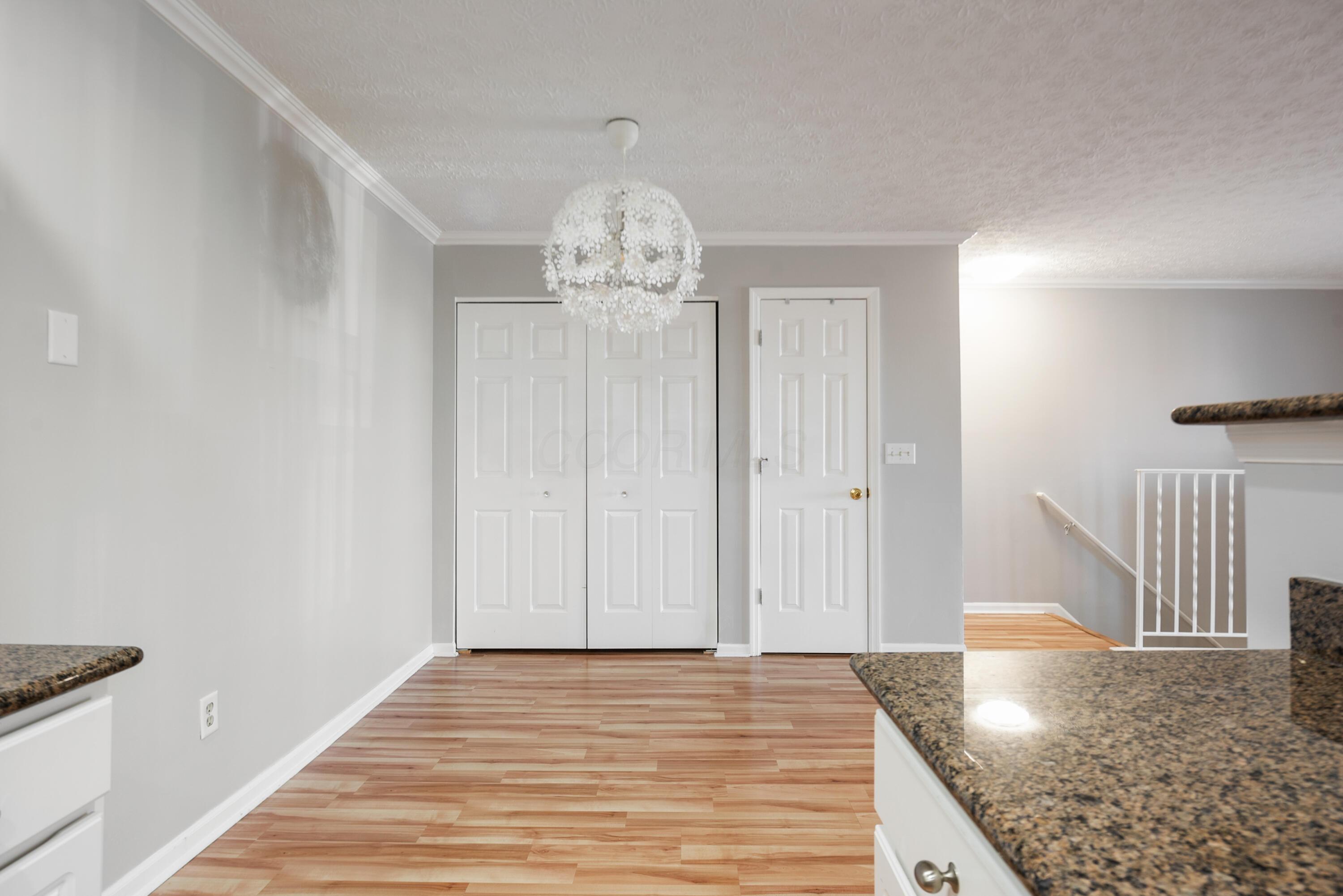 5373 Cypress Chase, Columbus, Ohio image 11