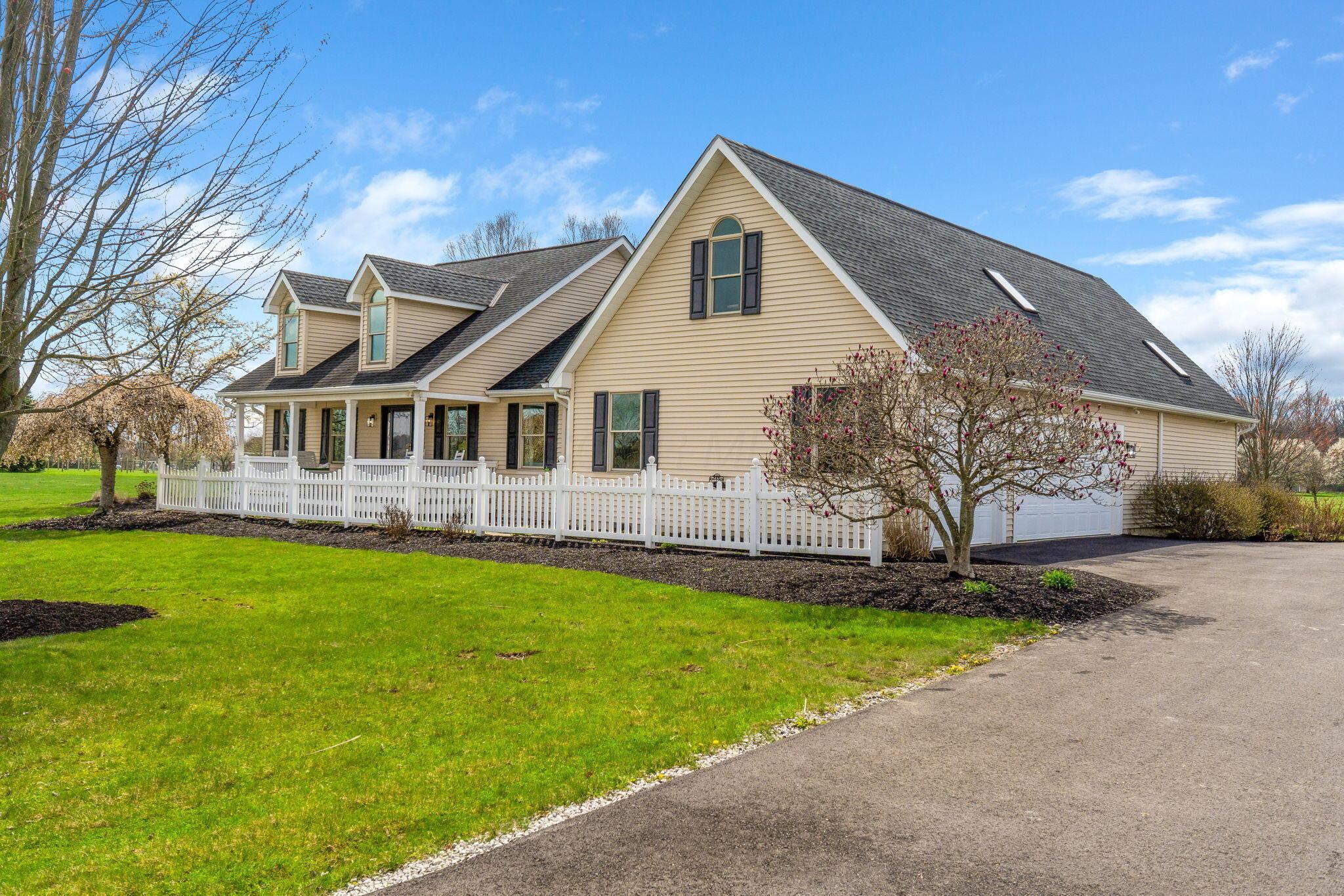 22595 Buck Allen Drive, Marysville, Ohio image 4