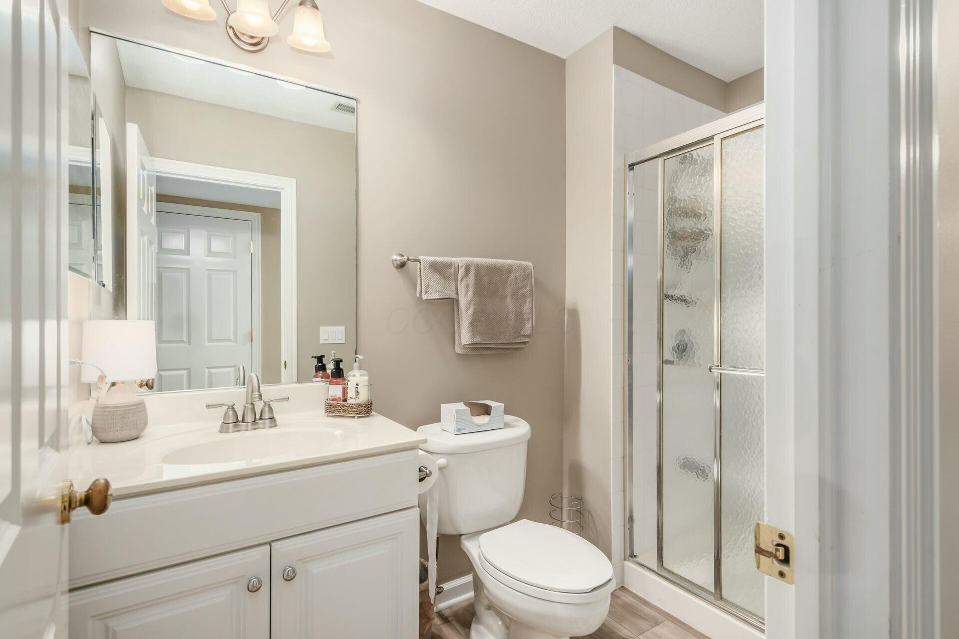 7476 Deer Valley Crossing, Powell, Ohio image 39
