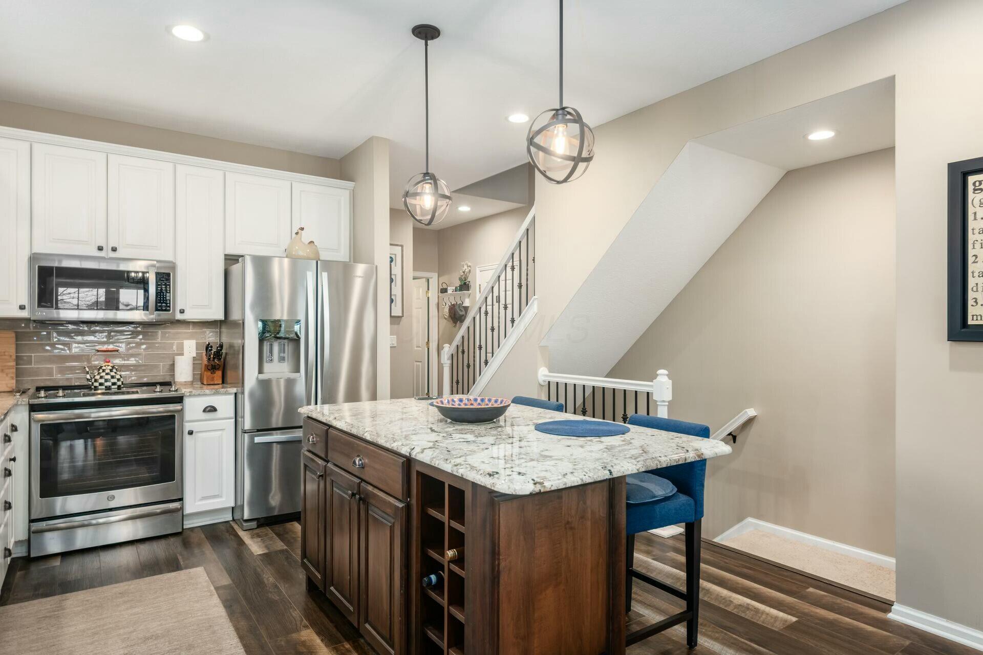 7476 Deer Valley Crossing, Powell, Ohio image 11
