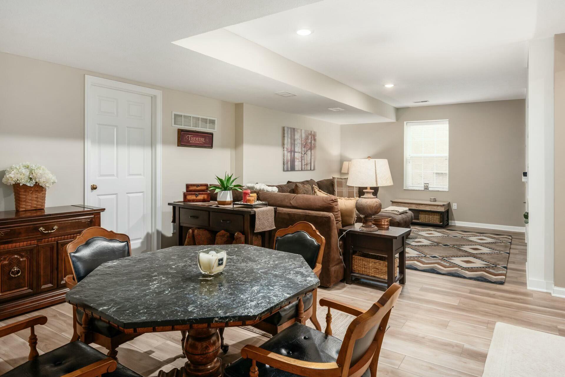 7476 Deer Valley Crossing, Powell, Ohio image 36
