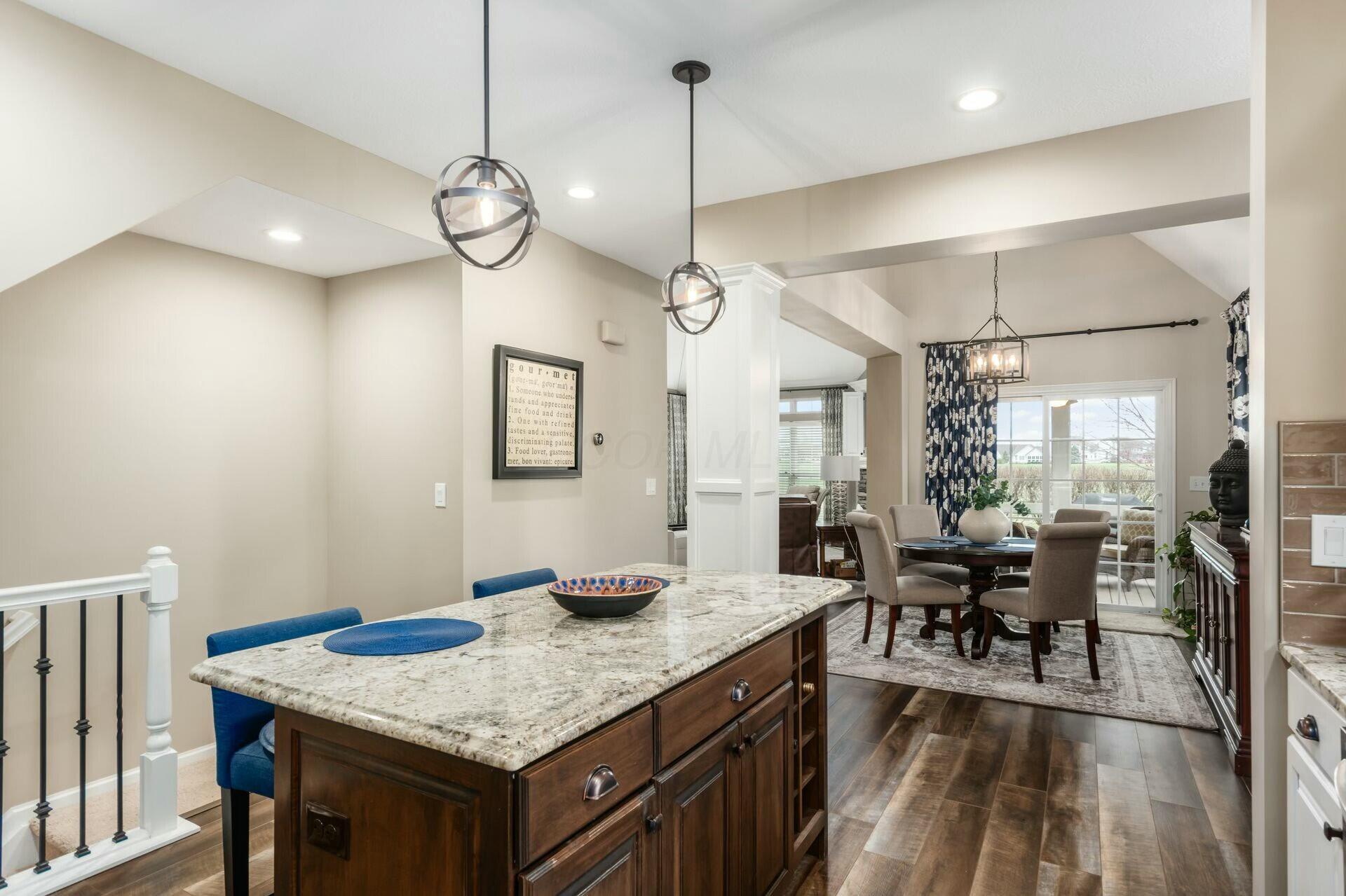 7476 Deer Valley Crossing, Powell, Ohio image 9
