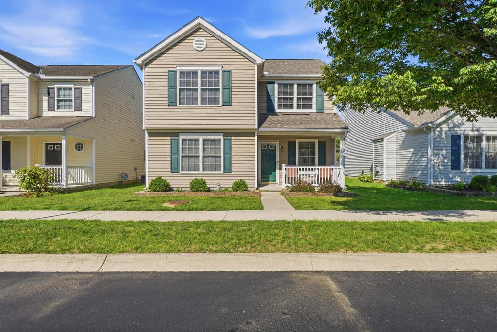 Photo of 5537 Mossy Creek Drive, Dublin, OH 43016 (MLS # 226030479)