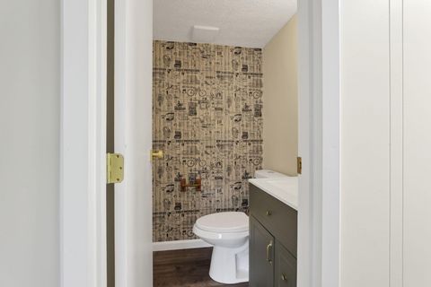 Tiny photo for 6352 Hibiscus Court, Westerville, OH 43081 (MLS # 225037725)