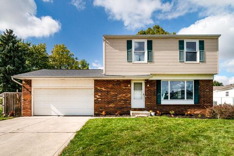 Photo of 5559 Fescue Drive, Hilliard, OH 43026 (MLS # 225039266)