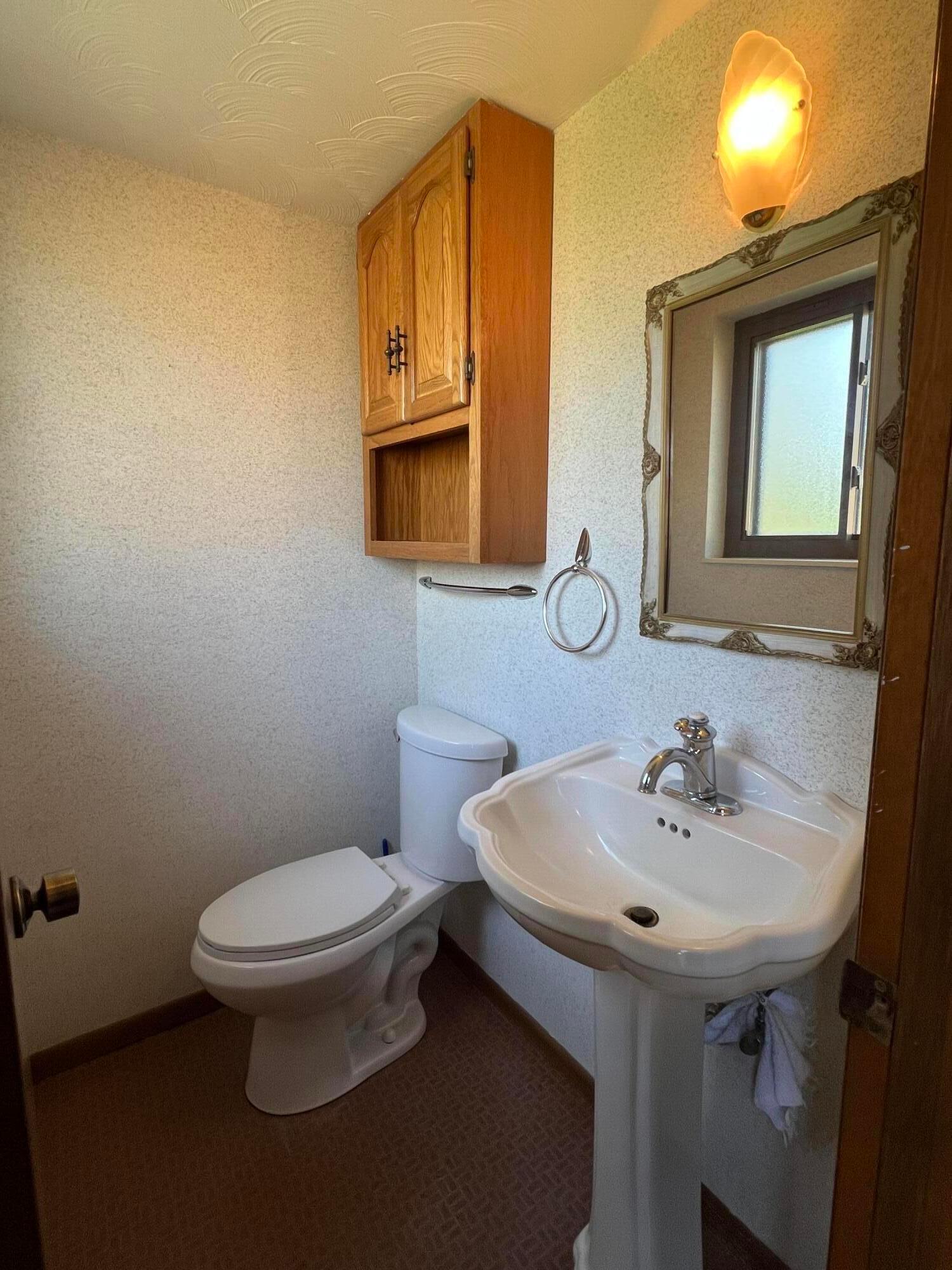 2364 Charlemagne Street, Grove City, Ohio image 35