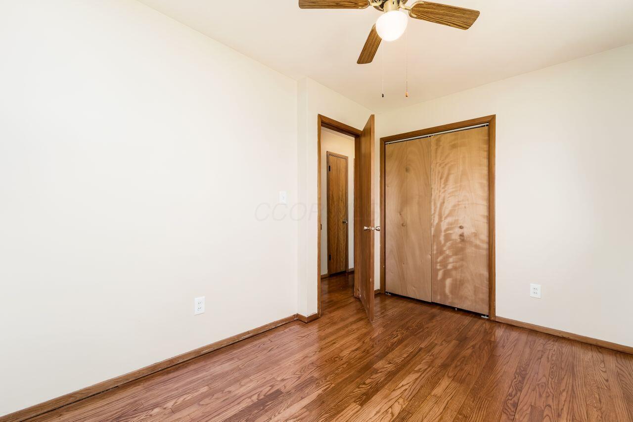 2364 Charlemagne Street, Grove City, Ohio image 27