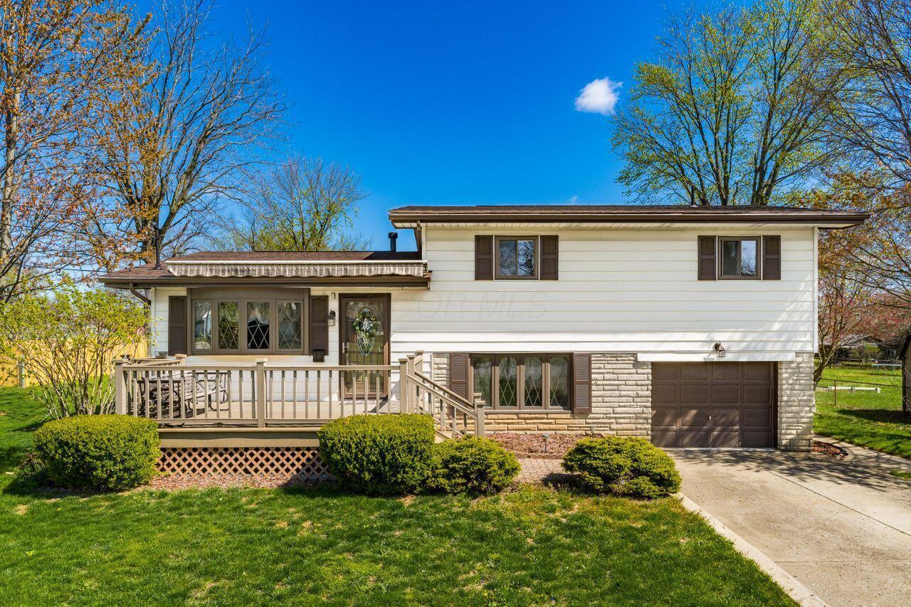 2364 Charlemagne Street, Grove City, Ohio image 1