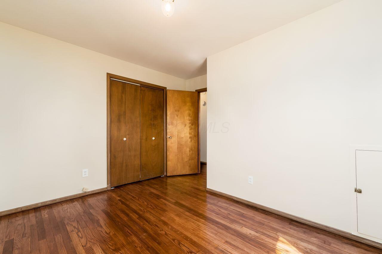2364 Charlemagne Street, Grove City, Ohio image 26