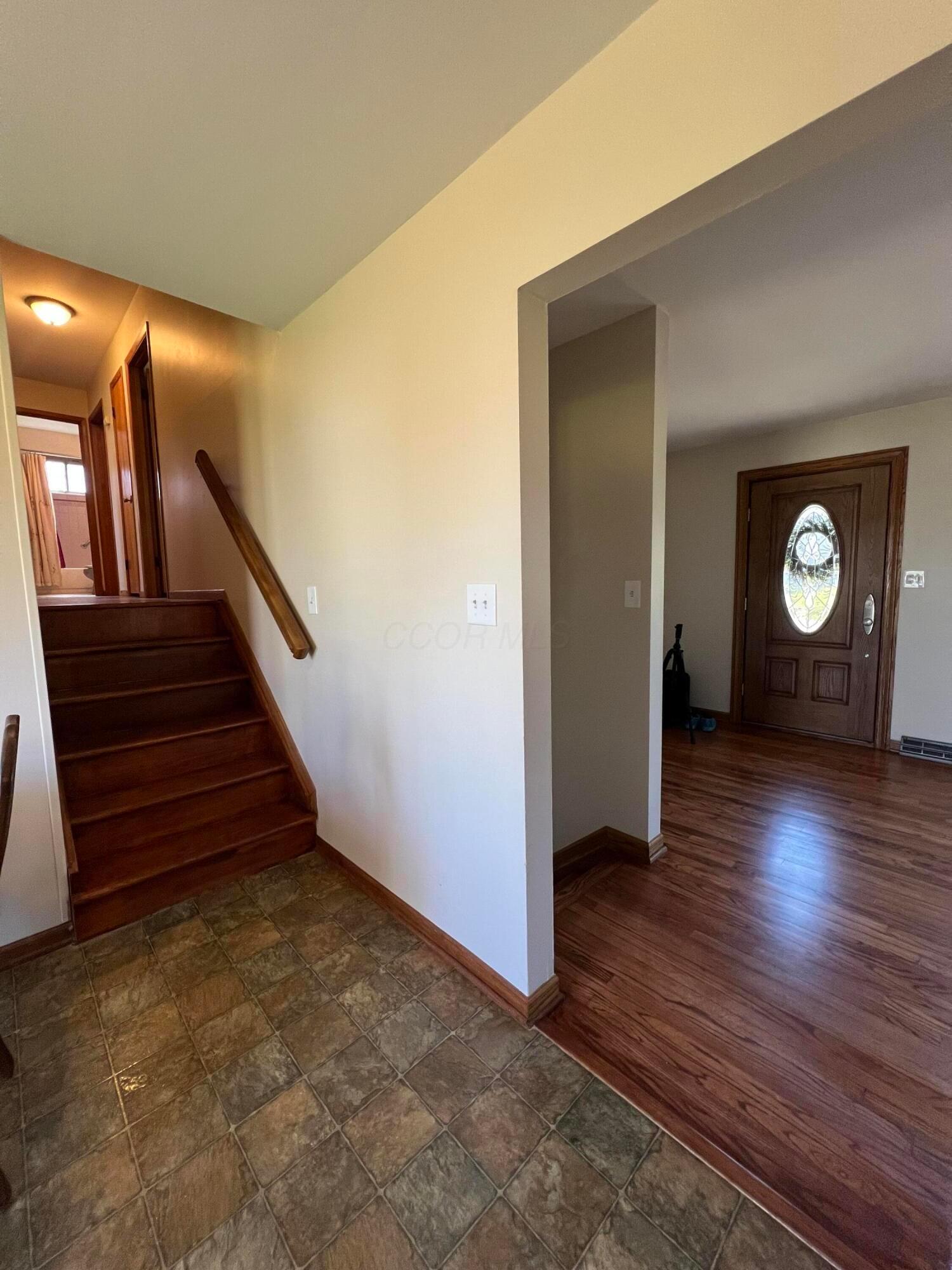 2364 Charlemagne Street, Grove City, Ohio image 20
