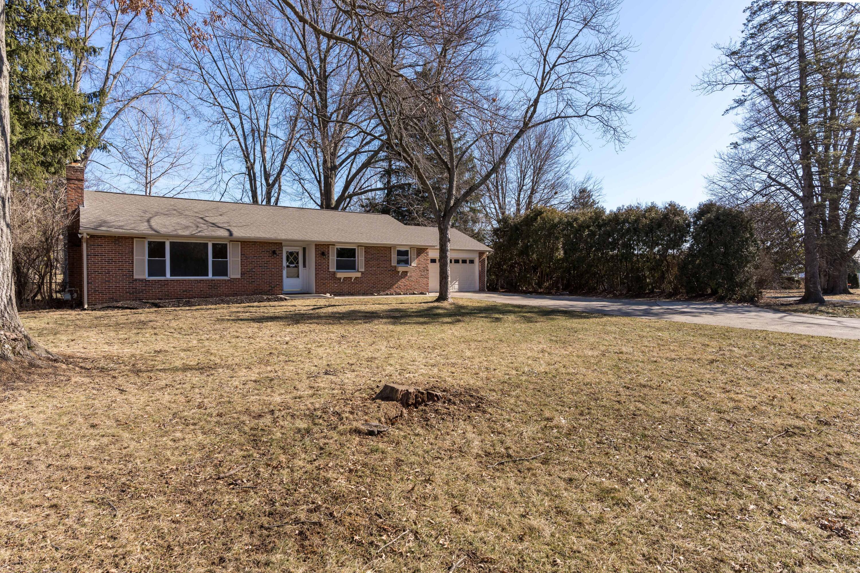 1052 Mcnaughten Road, Columbus, Ohio image 35