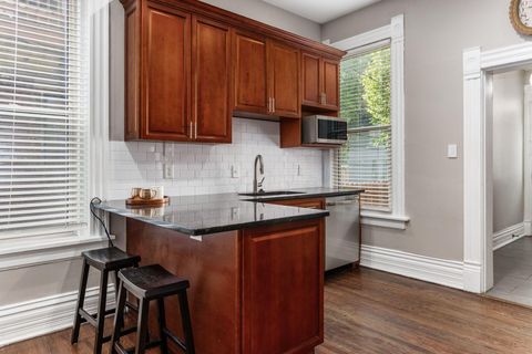 Tiny photo for 87 W 2nd Avenue 87 #87, Columbus, OH 43201 (MLS # 226014482)