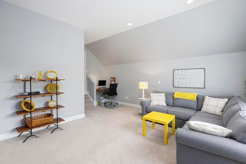 Tiny photo for 7075 Maynard Place, New Albany, OH 43054 (MLS # 225036588)