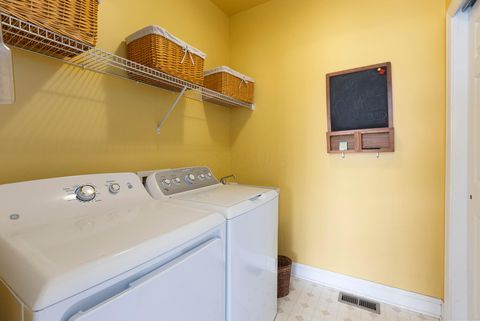 Tiny photo for 7075 Maynard Place, New Albany, OH 43054 (MLS # 225036588)