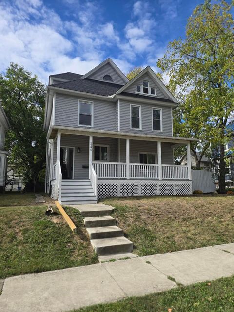 Photo of 2295 N 4th Street, Columbus, OH 43202 (MLS # 225039350)