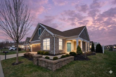 Photo of 8165 Summitpoint Place, Lewis Center, OH 43035 (MLS # 226009046)