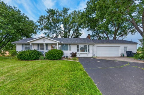 Photo of 1155 Alton Road, Galloway, OH 43119 (MLS # 226023613)