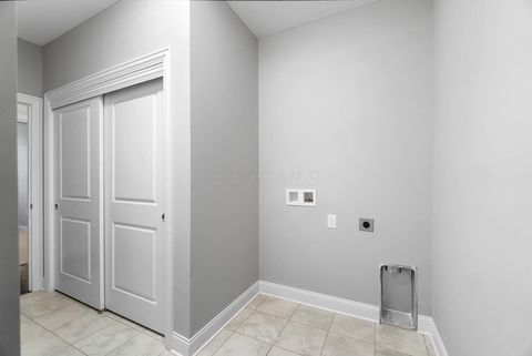 Tiny photo for 510 Garden Gate Lane, Lewis Center, OH 43035 (MLS # 225039516)