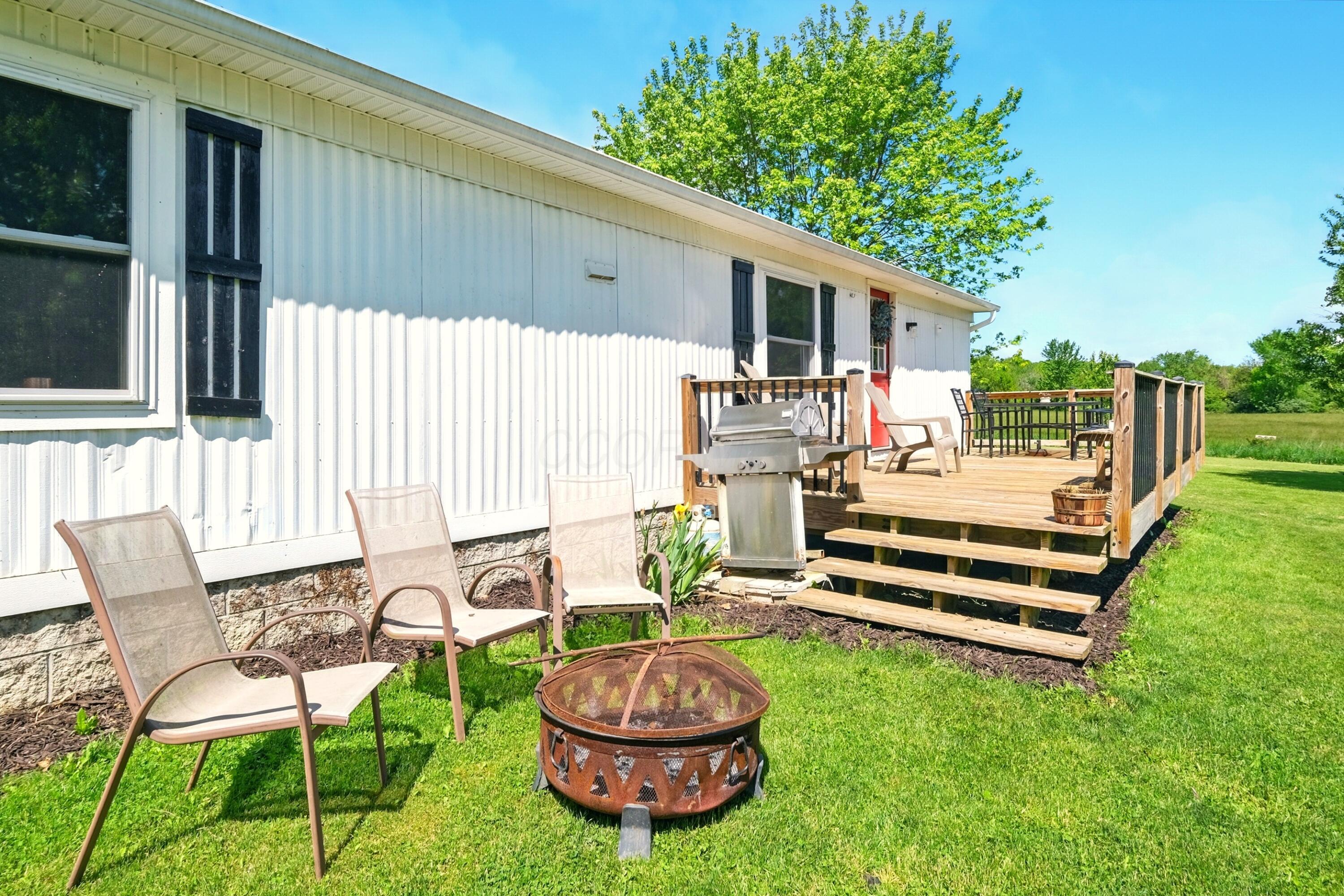 7595 Co Rd 19, Fredericktown, Ohio image 24