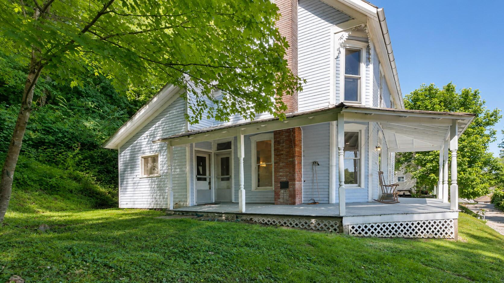 149 N 2nd Street