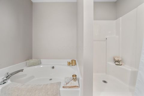 Tiny photo for 1400 Normandy Drive, Newark, OH 43055 (MLS # 225045084)