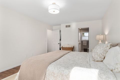 Tiny photo for 1400 Normandy Drive, Newark, OH 43055 (MLS # 225045084)