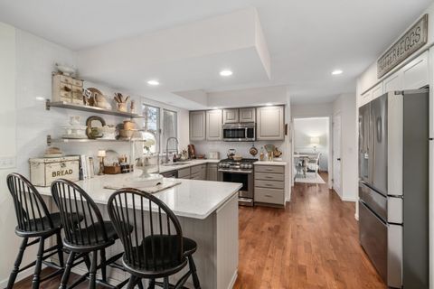 Tiny photo for 1400 Normandy Drive, Newark, OH 43055 (MLS # 225045084)