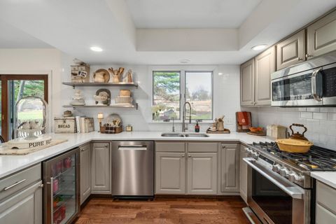 Tiny photo for 1400 Normandy Drive, Newark, OH 43055 (MLS # 225045084)