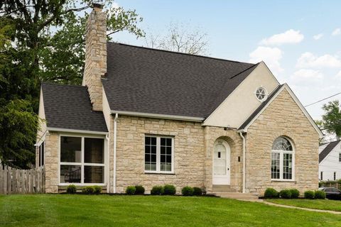 Photo of 4466 Olentangy Boulevard, Columbus, OH 43214 (MLS # 226015505)