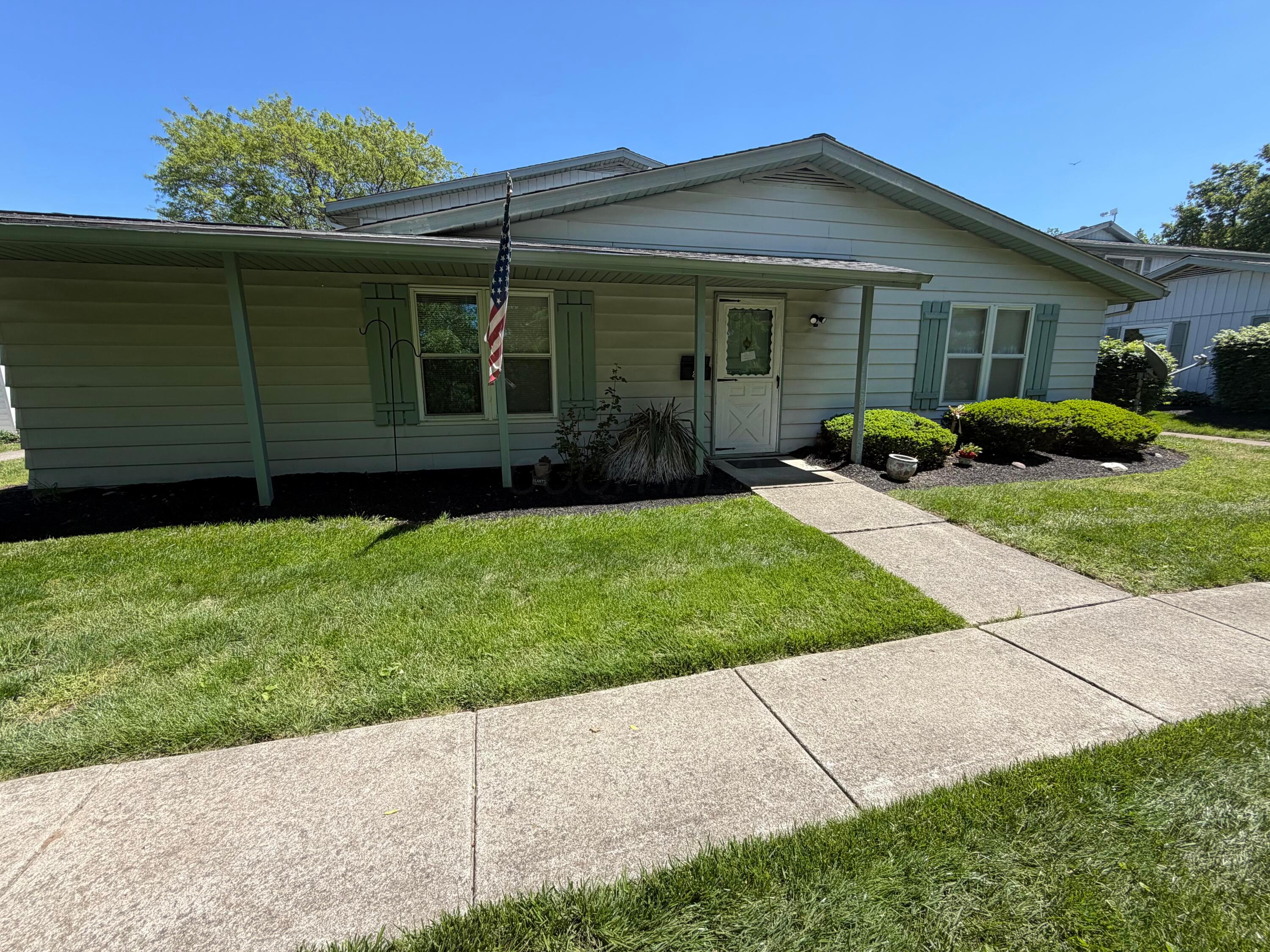2515 Nassau Drive 25D