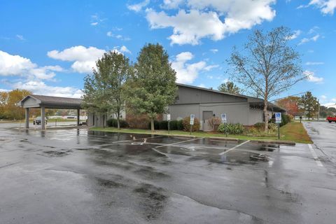 Tiny photo for 2460 Cherokee Drive, London, OH 43140 (MLS # 226010457)