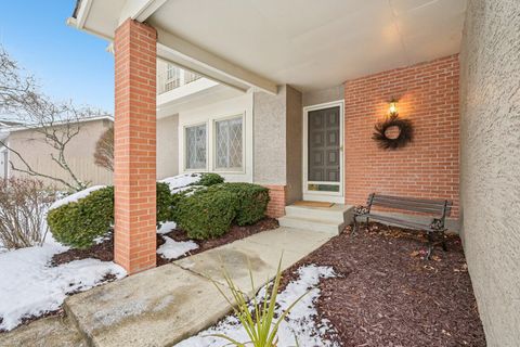 Tiny photo for 488 Uxbridge Avenue, Columbus, OH 43230 (MLS # 225045882)