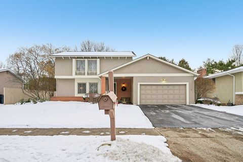 Tiny photo for 488 Uxbridge Avenue, Columbus, OH 43230 (MLS # 225045882)