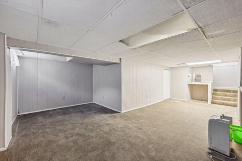 Tiny photo for 488 Uxbridge Avenue, Columbus, OH 43230 (MLS # 225045882)