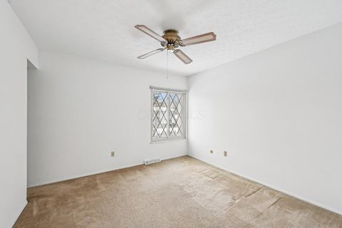 Tiny photo for 488 Uxbridge Avenue, Columbus, OH 43230 (MLS # 225045882)