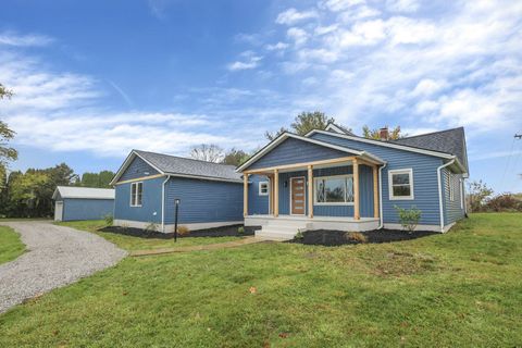 Photo of 2421 N County Line Road, Sunbury, OH 43074 (MLS # 225041535)