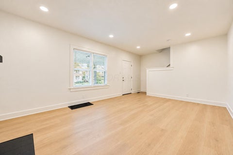 Tiny photo for 701 Berkeley Road, Columbus, OH 43205 (MLS # 226039303)