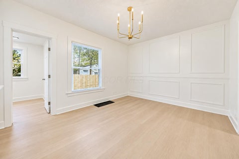 Tiny photo for 701 Berkeley Road, Columbus, OH 43205 (MLS # 226039303)