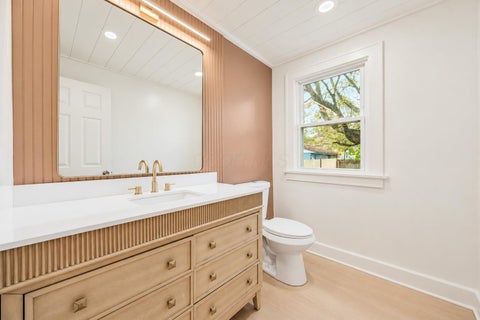 Tiny photo for 701 Berkeley Road, Columbus, OH 43205 (MLS # 226039303)