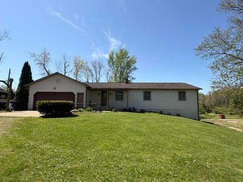 Photo of 5500 Linnville Road, Newark, OH 43055 (MLS # 226013231)