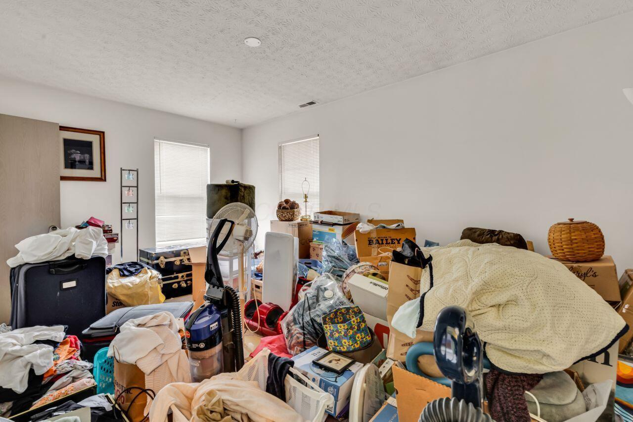 Columbus, Ohio 43235, United States, 3 Bedrooms Bedrooms, ,3 BathroomsBathrooms,Residential,Active,236599