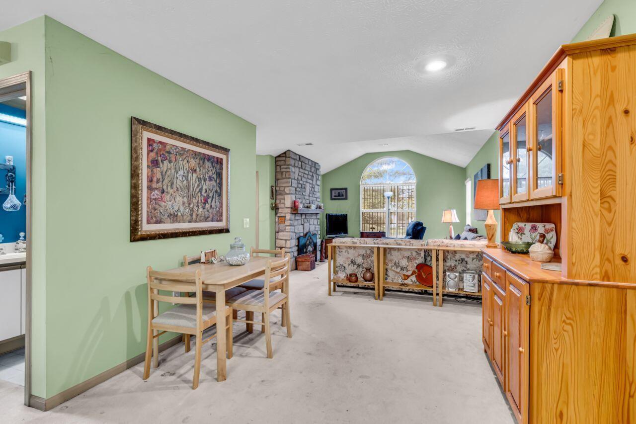 Columbus, Ohio 43235, United States, 3 Bedrooms Bedrooms, ,3 BathroomsBathrooms,Residential,Active,236599